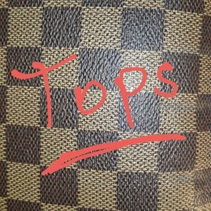 Various styles of good, blouses, etc 💜